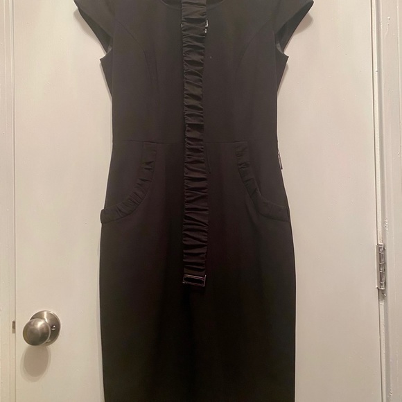 Calvin Klein Black with belt dress size 2 - Picture 2 of 4